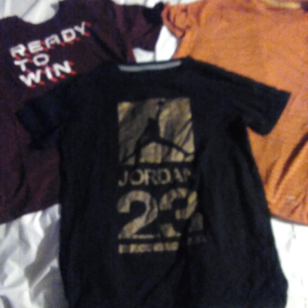 Boys size 8, 3 shirt lot